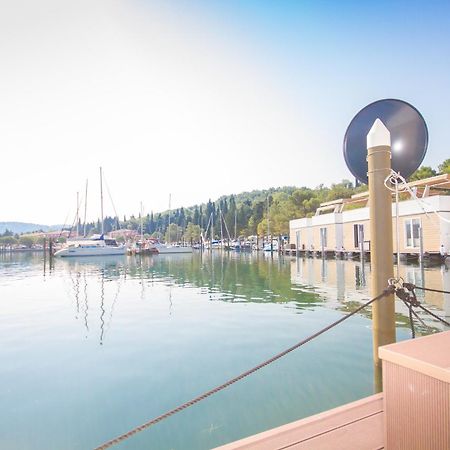 Апартаменты Eldamar Floating House Порторож Экстерьер фото