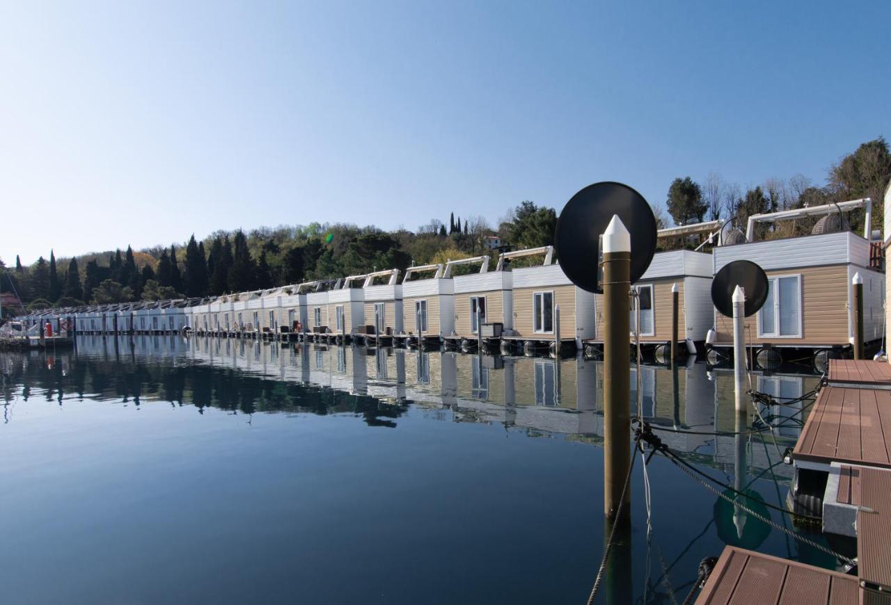 Апартаменты Eldamar Floating House Порторож Экстерьер фото